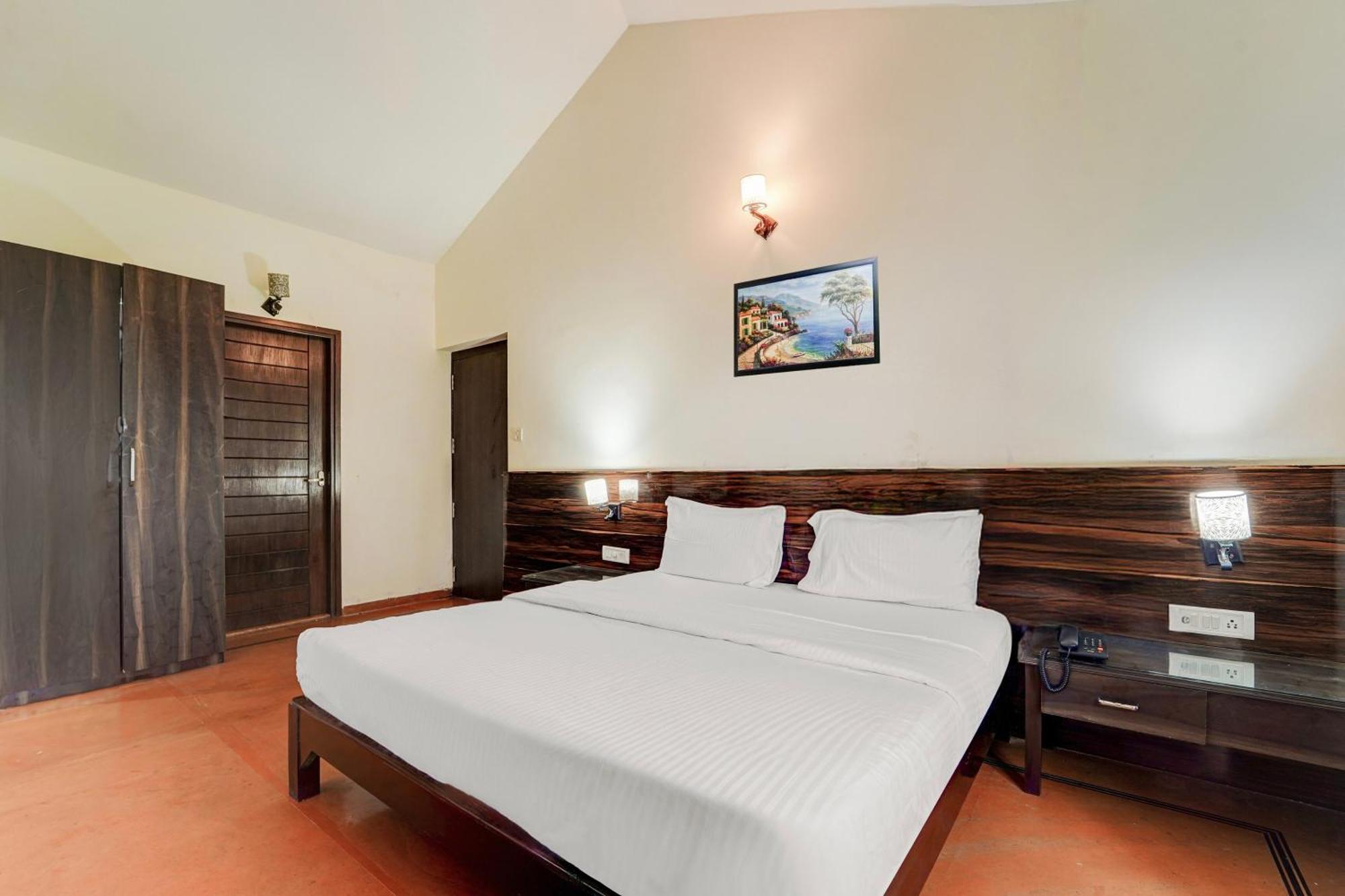 Palette Saligao Porvorim Hotel Buitenkant foto